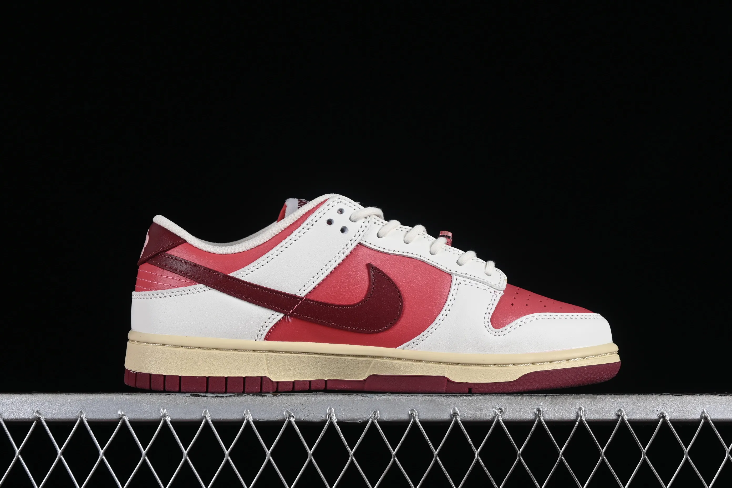 All categories Nk SB Dunk series Nk SB Dunk Low low-top sneakers Nk Dunk Low GS "Valentine's Day" Valentine's Day color SB low-top casual sneakers HF0736-161